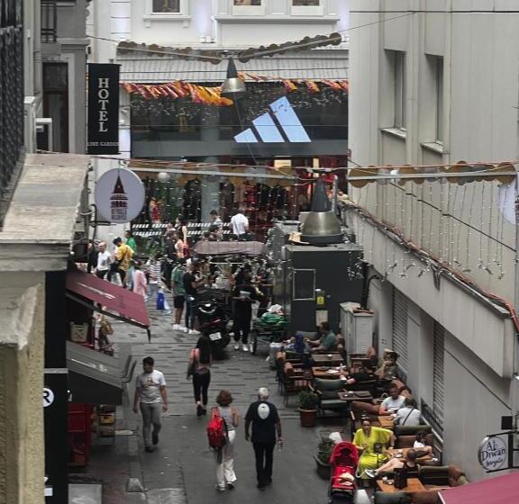 شقة غرفة واحدة, Konak Suite İn The Bar Street