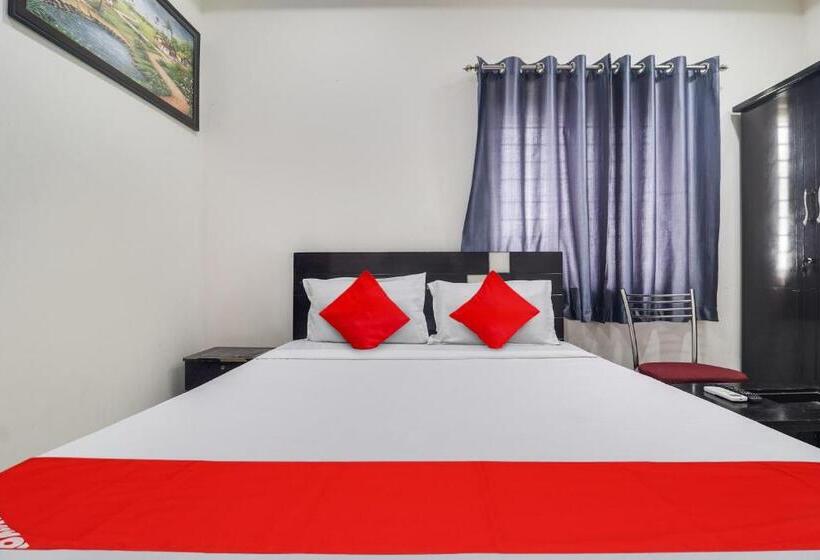 트리플 클래식 룸, Oyo Flagship Hotel Bsr Grand