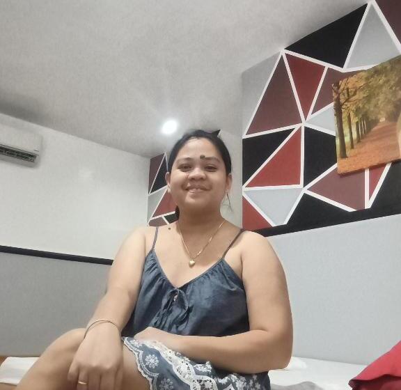 اتاق استاندارد چهارنفره با بالکن, Moalboal Indino S Guesthouse Sardines Run And Sea Turtle 1 Minute Walking Distance