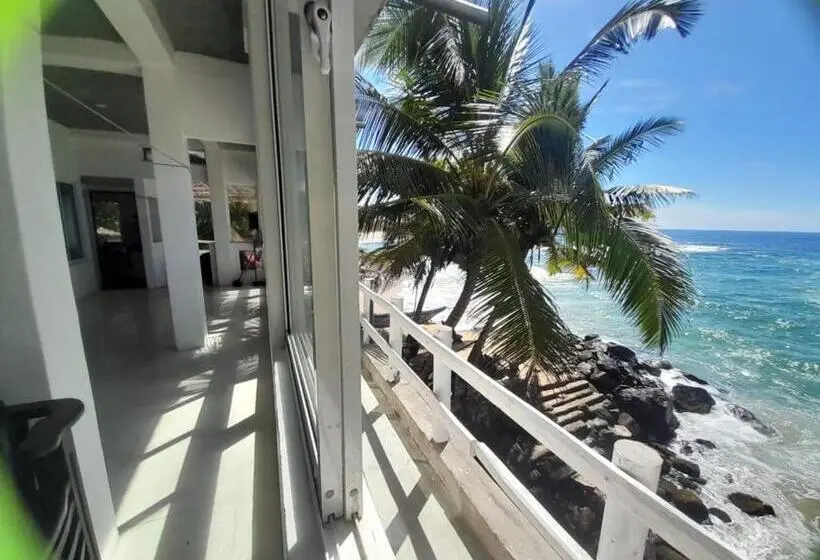 オーシャンビュースタンダードルームバルコニー付き, Seashore Resort & Villa