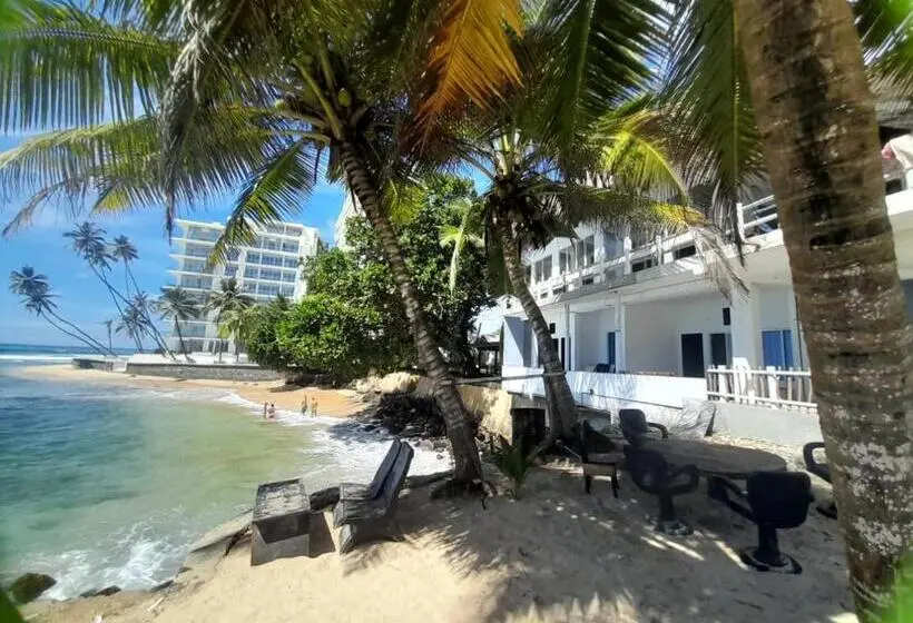 オーシャンビュースタンダードルームバルコニー付き, Seashore Resort & Villa