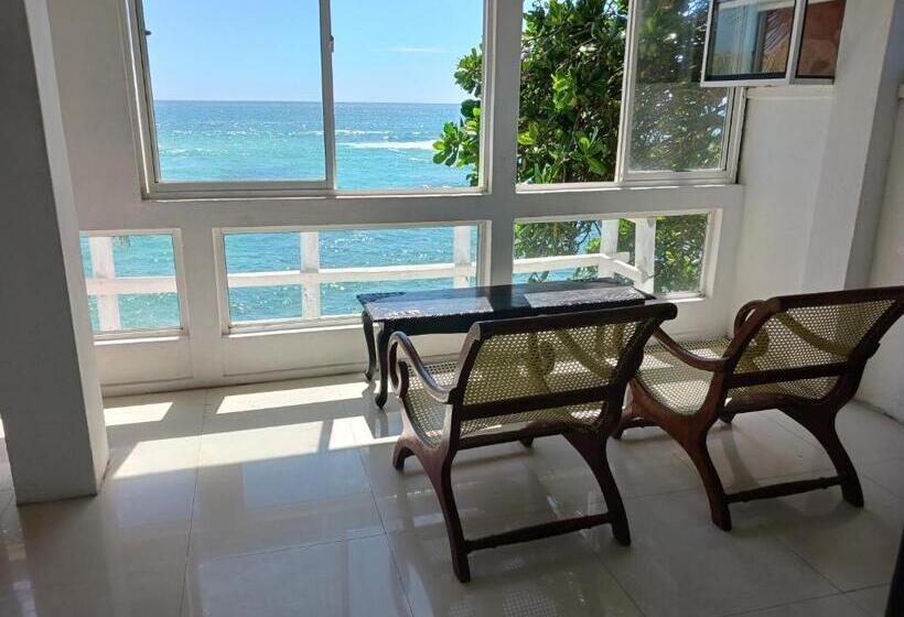 海景标准间带阳台, Seashore Resort & Villa