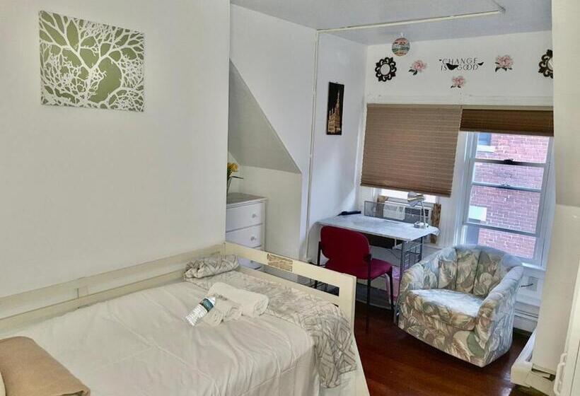 اتاق اکونومی یک تخته, West End Haven