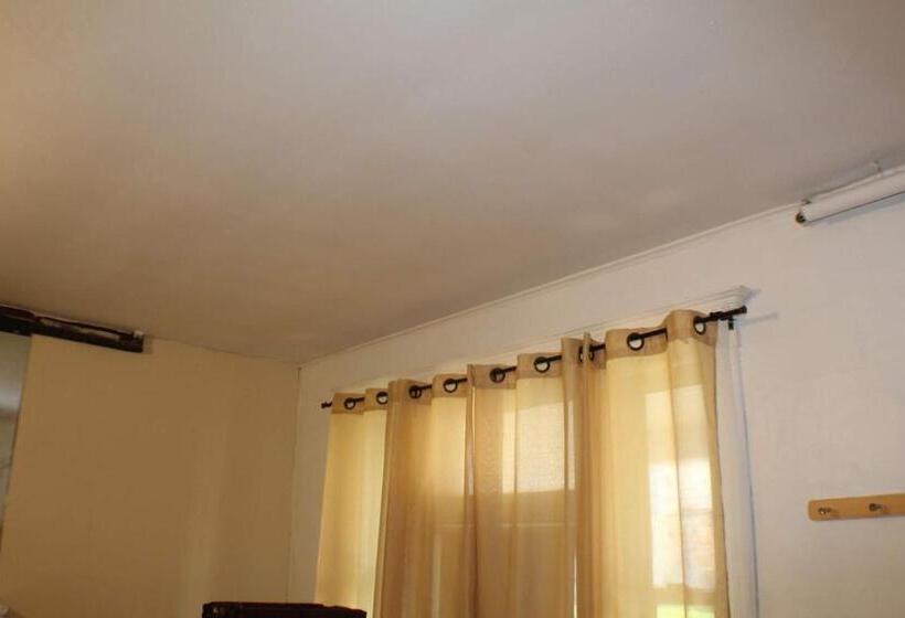 اتاق استاندارد, West End Haven