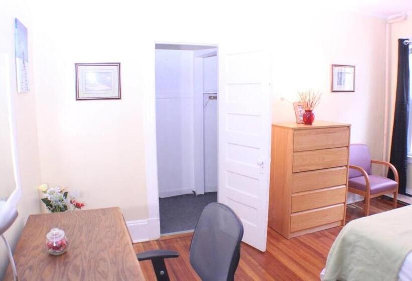 آپارتمان 1 خوابه, West End Haven