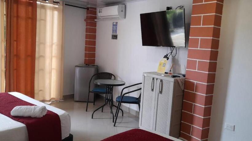 Quarto Estandar, Posada High Tide