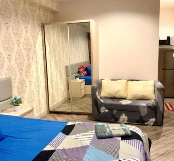 デラックスルーム, Apartment Grand Kamala Lagoon By Davalina Rooms