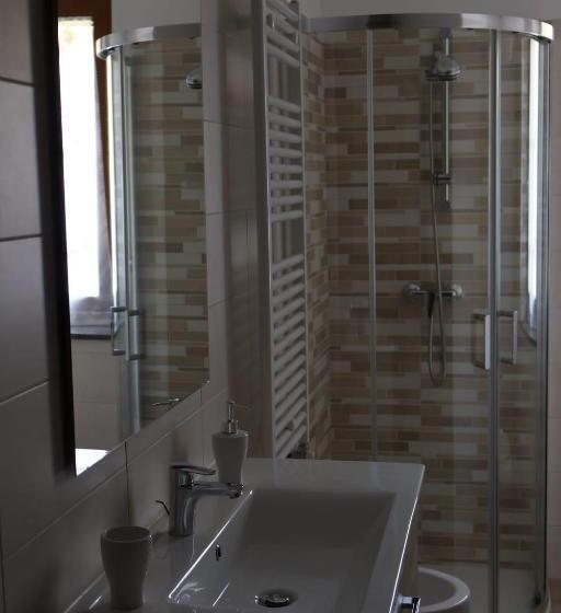 اتاق استاندارد یک نفره, B&b Mamì