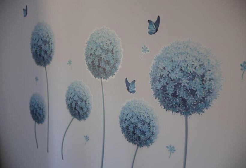 اتاق استاندارد یک تخته با سرویس بهداشتی مشترک, B&b Mamì