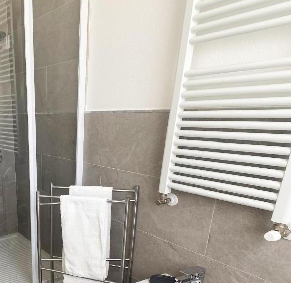 اتاق استاندارد, Enjoy Pisa