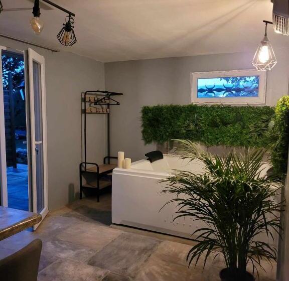 스탠다드 자쿠지 룸, L Eden Du Quercy