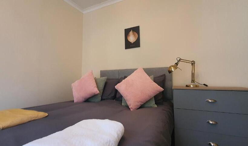 Номер Deluxe, Coventry Elite House