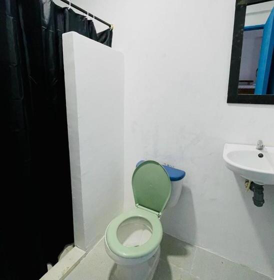 غرفة عائلية, Blue Sky