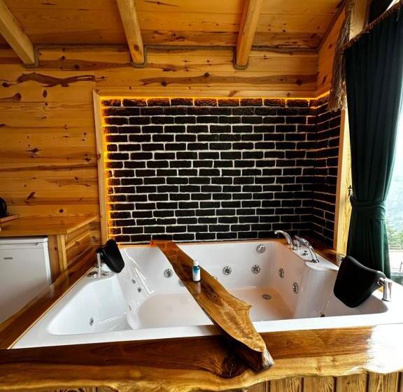 غرفة قياسية سرير كينج, Hastepe Dağ Evleri̇