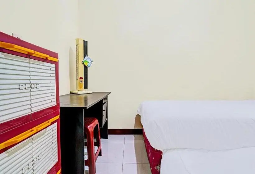 スタンダードルーム, Oyo Life 92546 Kost Merah Bojongsoang Syariah