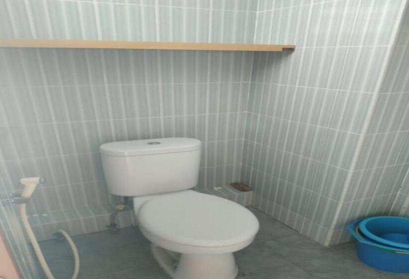 デラックスルーム, Oyo Life 92745 The Margo Monthly Stay