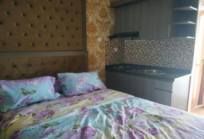 デラックスルーム, Oyo Life 92745 The Margo Monthly Stay