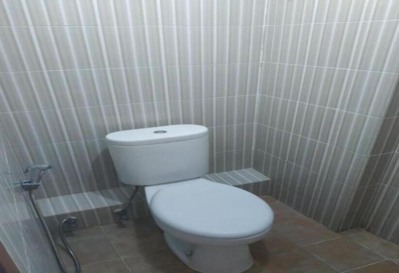 デラックスルーム, Oyo Life 92745 The Margo Monthly Stay