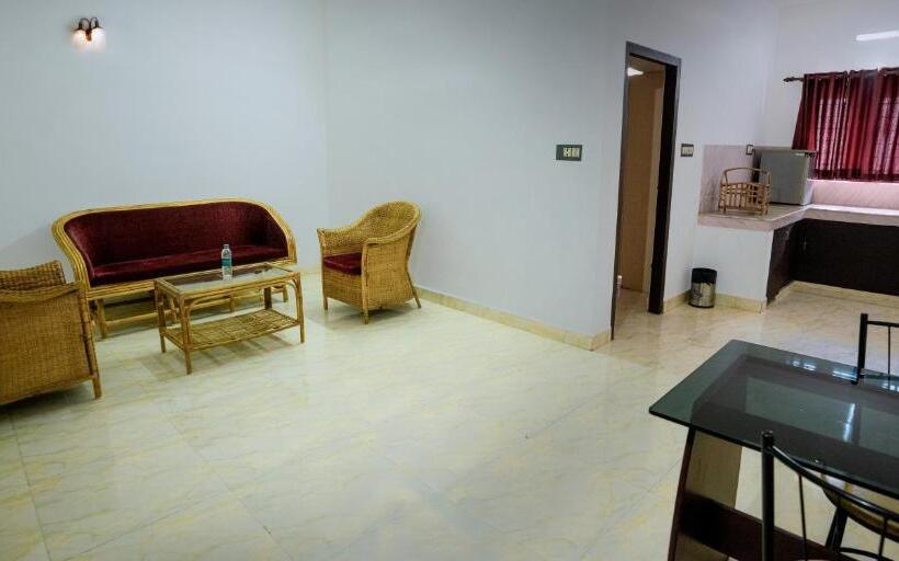 Standard-studio, Ritzy Village Residency