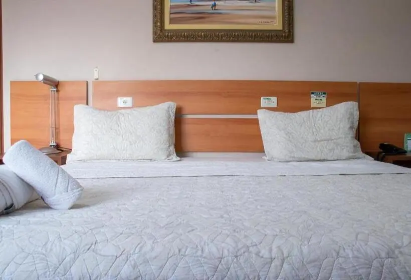 اتاق خانوادگی, Inácios Hotel Ltda