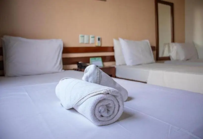 اتاق استاندارد سه نفره, Inácios Hotel Ltda