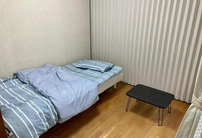 Standard Yhden Hengen Huone Jaettu Kylpyhuone, Nostime Lodge 女性限定 Female Only