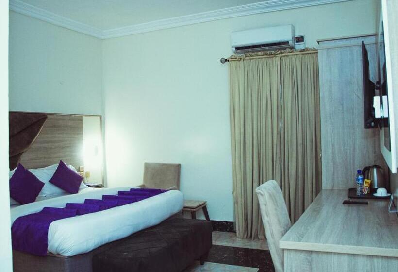 اتاق لوکس, Top Rank Hotel Galaxy Asaba