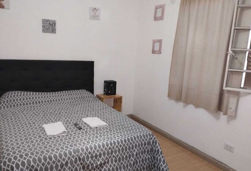 スタンダードルーム, Houselyon