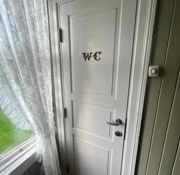 バス共有のスタンダードルーム, Visjon Gjestegård