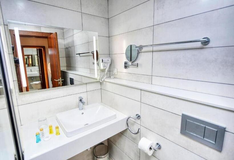 اتاق استاندارد یک نفره, Le Palme