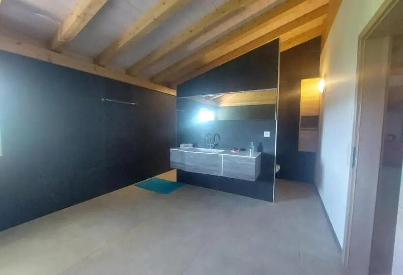 Standard-huone Jaettu Kylpyhuone, Chambres De La Tuilerie