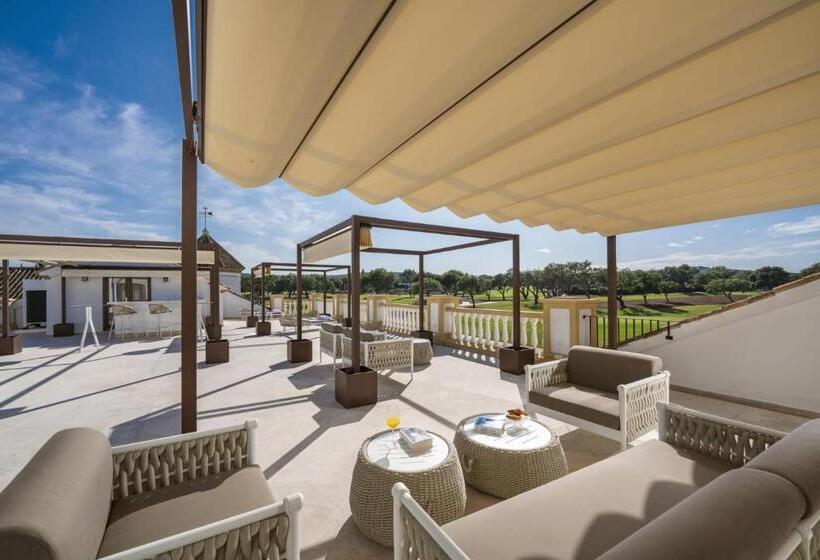 غرفة قياسية, Royal Suite At The San Roque Club