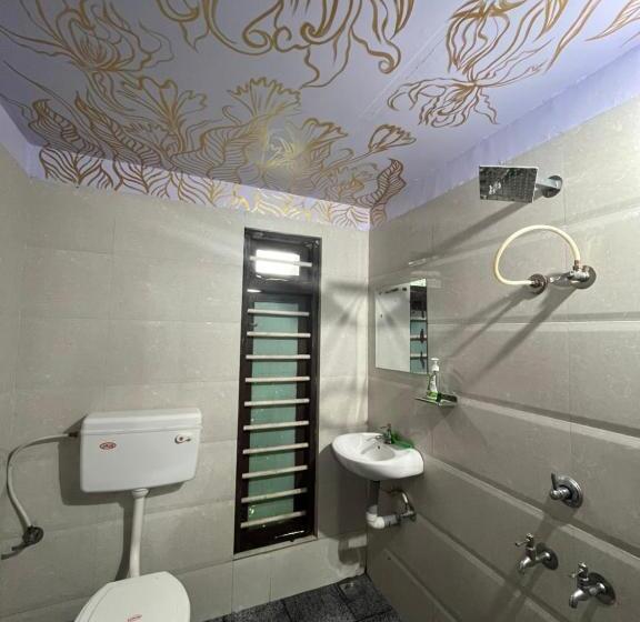 标准间带湖景, Santa Maria Hostel Munroe Island