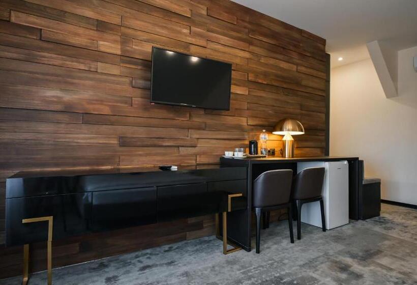 اتاق استاندارد, садиба на кодимі