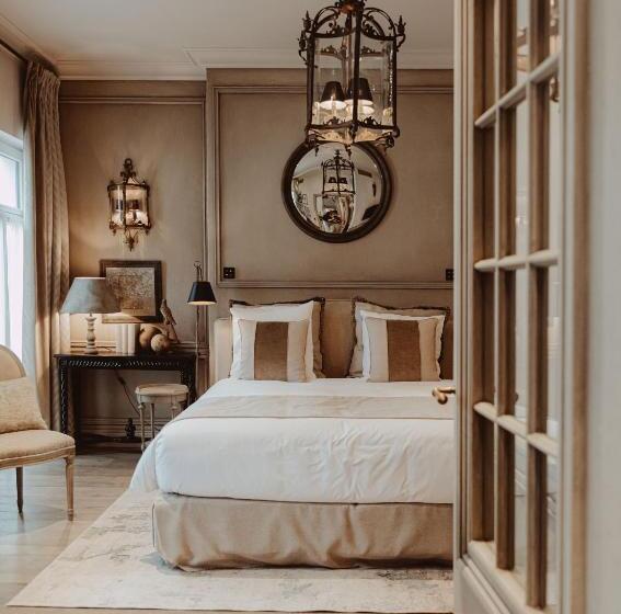 Номер Deluxe Кровать Кинг, Cobergher