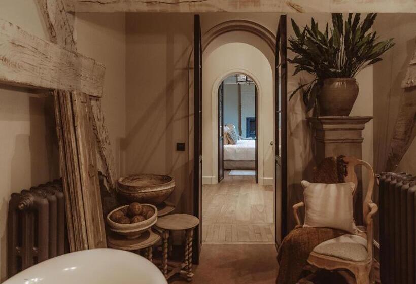 Superior Suite, Cobergher