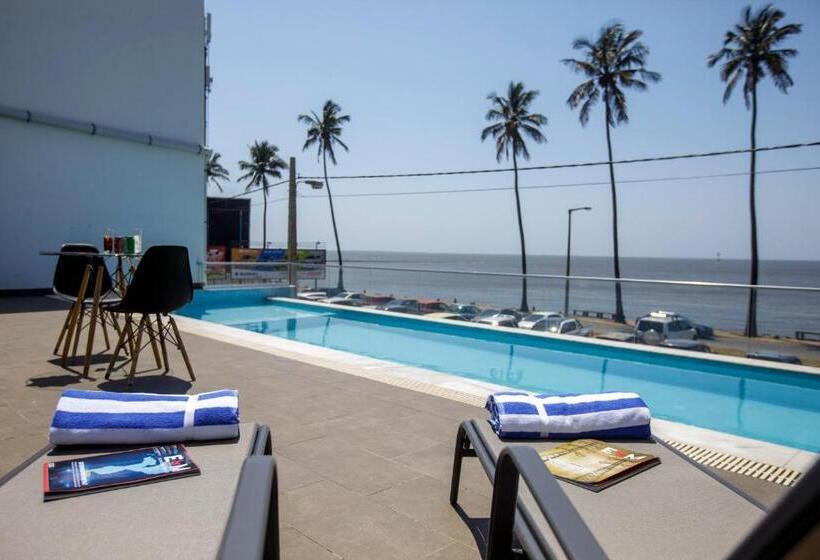 オーシャンビューデラックスルームバルコニー付き, Cowork Lab Suites