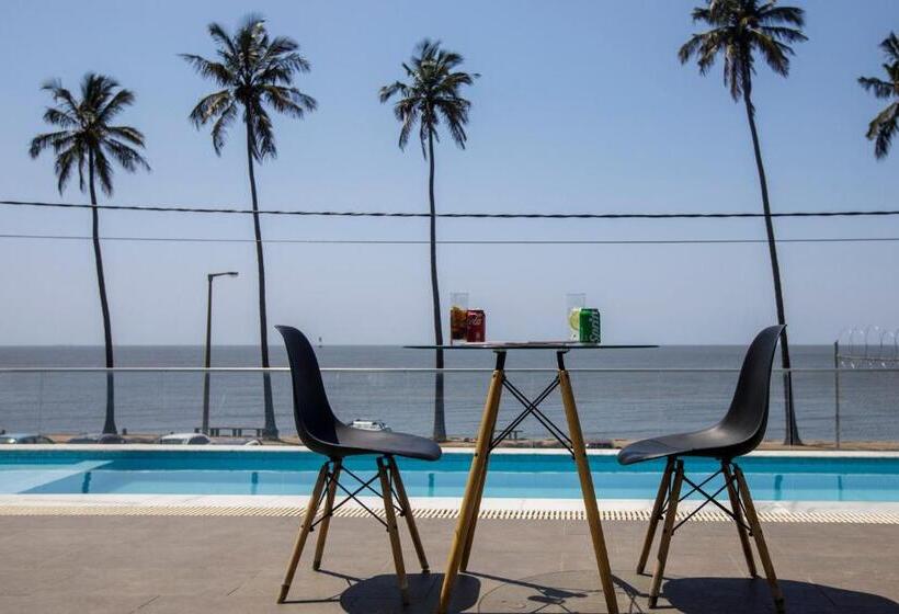 オーシャンビューデラックスルームバルコニー付き, Cowork Lab Suites