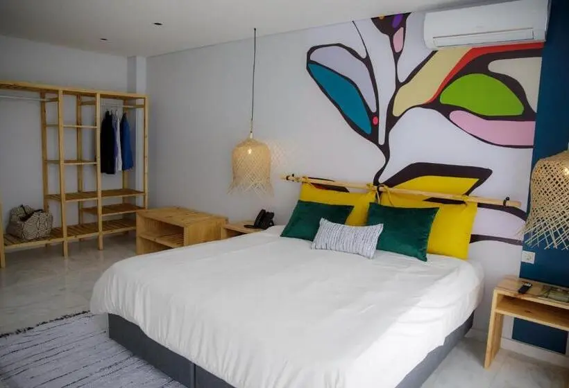 Deluxe Suite Sea View, Cowork Lab Suites