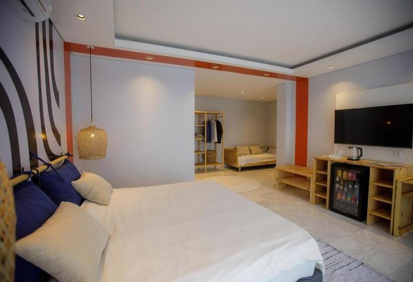 Triple Room Sea View, Cowork Lab Suites