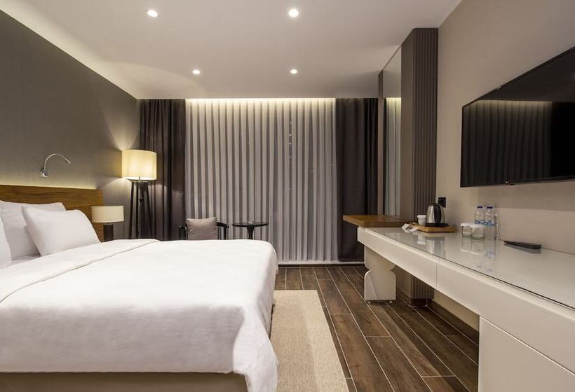 اتاق لوکس با تخت بزرگ, Elite World Comfy Samsun Atakum