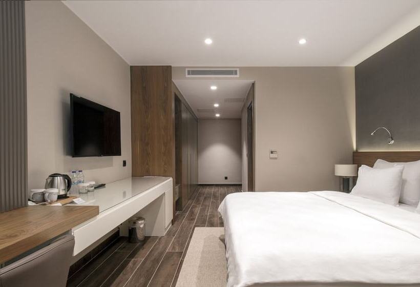 اتاق لوکس با تخت بزرگ, Elite World Comfy Samsun Atakum