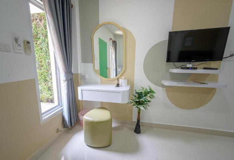 Номер Стандарт, Halo Sea Koh Larn