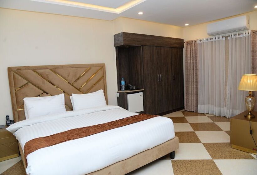 اتاق استاندارد, Magnum Inn