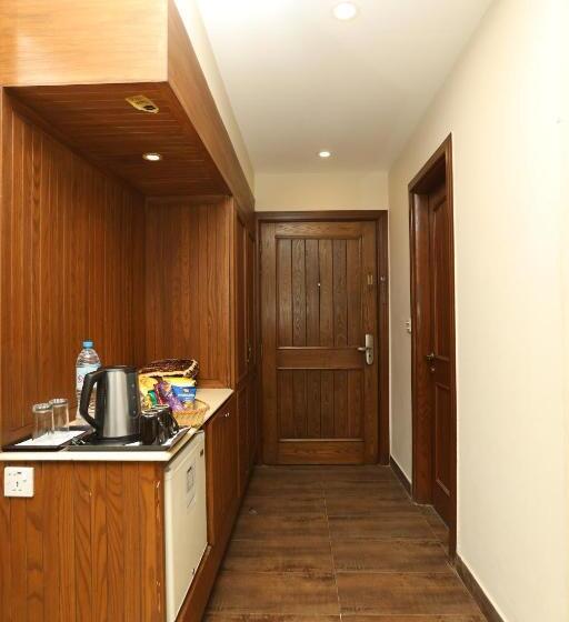 اتاق استاندارد یک نفره, Magnum Inn