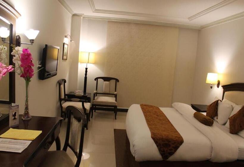 اتاق استاندارد, Magnum Inn