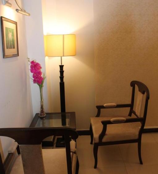 اتاق استاندارد, Magnum Inn