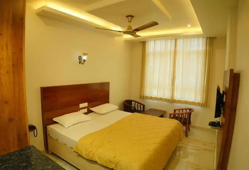 Deluxe Yhden Hengen Huone, Nts Sagar Yatri Nivas