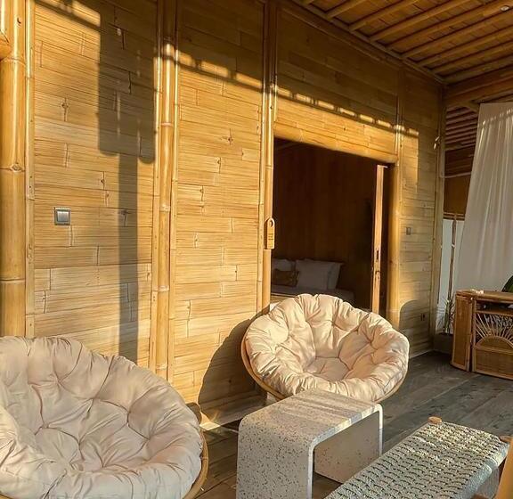 سوئیت 2 خوابه, Nusava Boutique