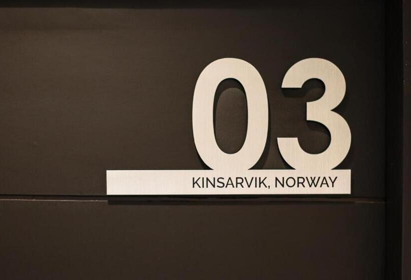 סוויטה משפחתית, Nuuk Taal Lake